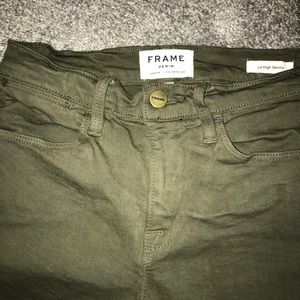 FRAME Denim-Army Green